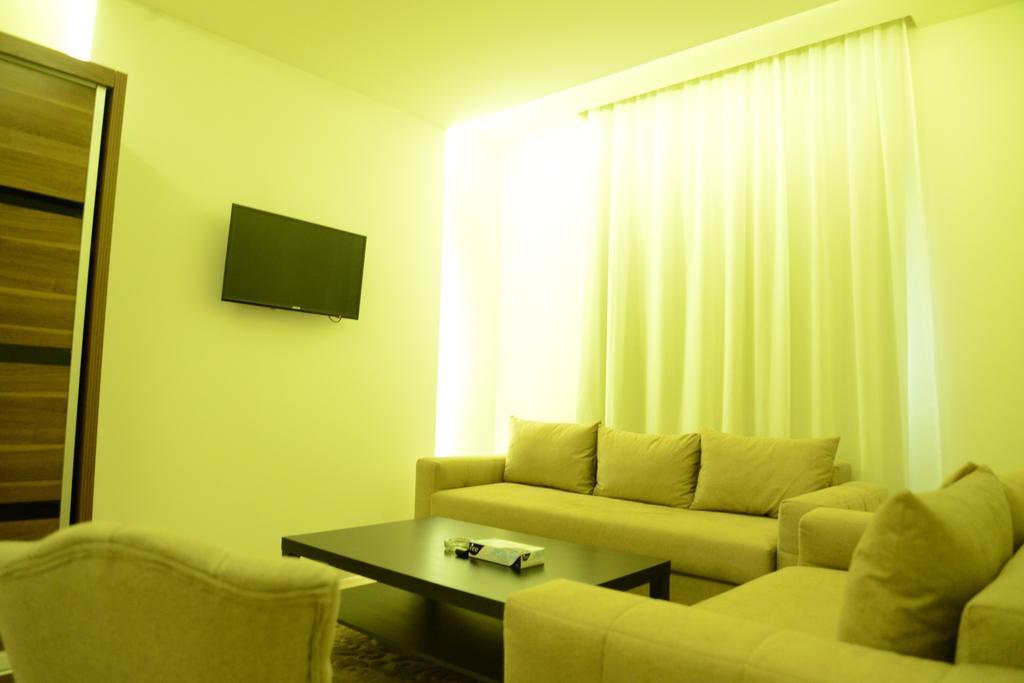 Silver City 2 Business Hotel Apartments Jeddah Room photo