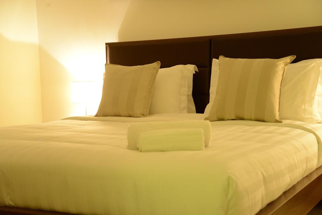 Silver City 2 Business Hotel Apartments Jeddah Room photo